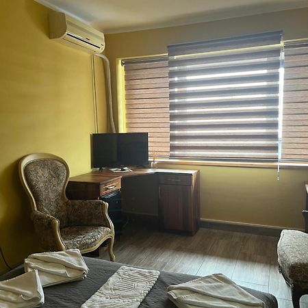 Hotel "Vir" Velika Plana Dış mekan fotoğraf