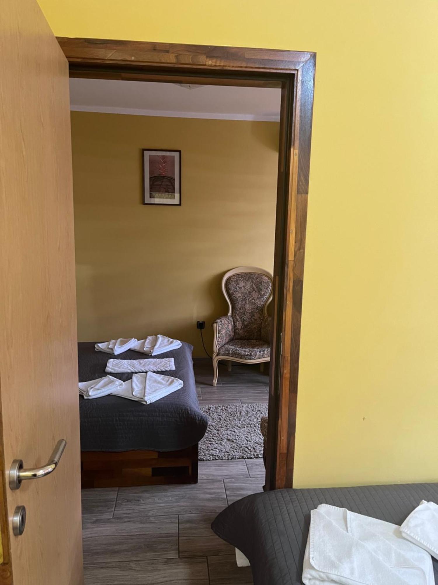 Hotel "Vir" Velika Plana Dış mekan fotoğraf