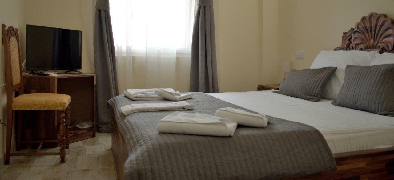 Hotel "Vir" Velika Plana Dış mekan fotoğraf