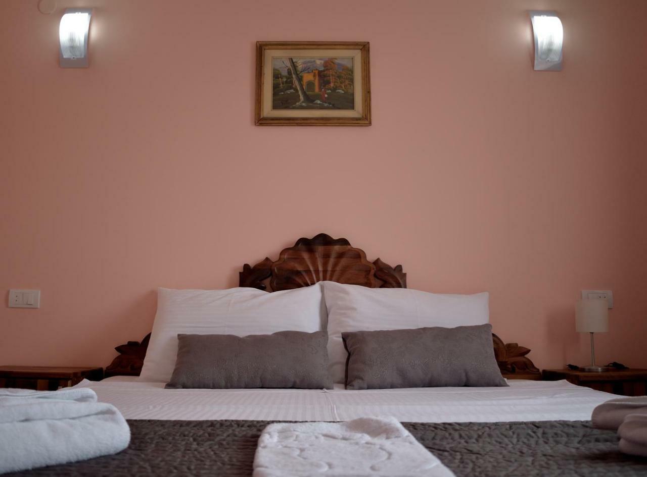 Hotel "Vir" Velika Plana Dış mekan fotoğraf
